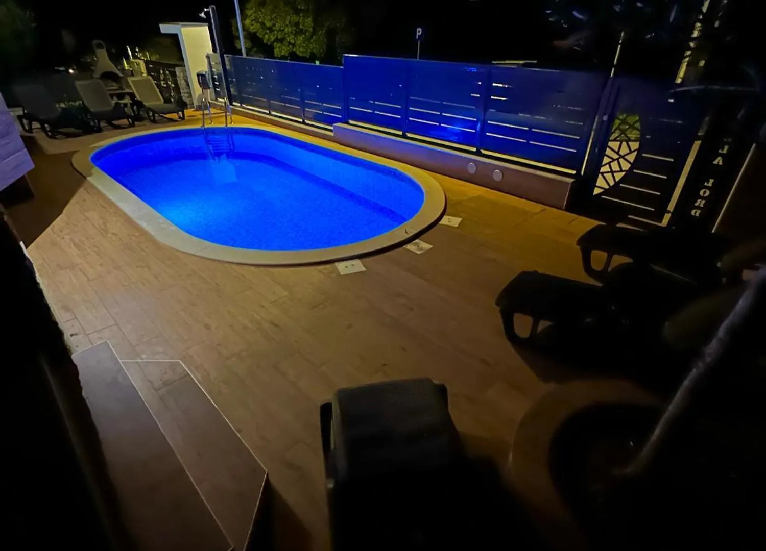 Niko - Big Apartment With Stunning Sea View And Pool Banjole 0*,  Croatia